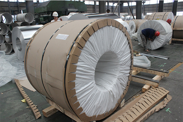 鋁卷一噸多少錢？